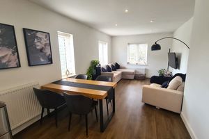 Open plan diner, lounge- click for photo gallery